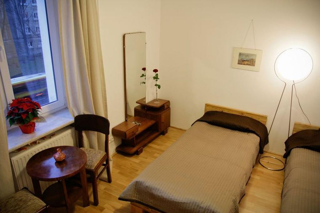 Apartment4You - Solidarnosci Βαρσοβία Εξωτερικό φωτογραφία
